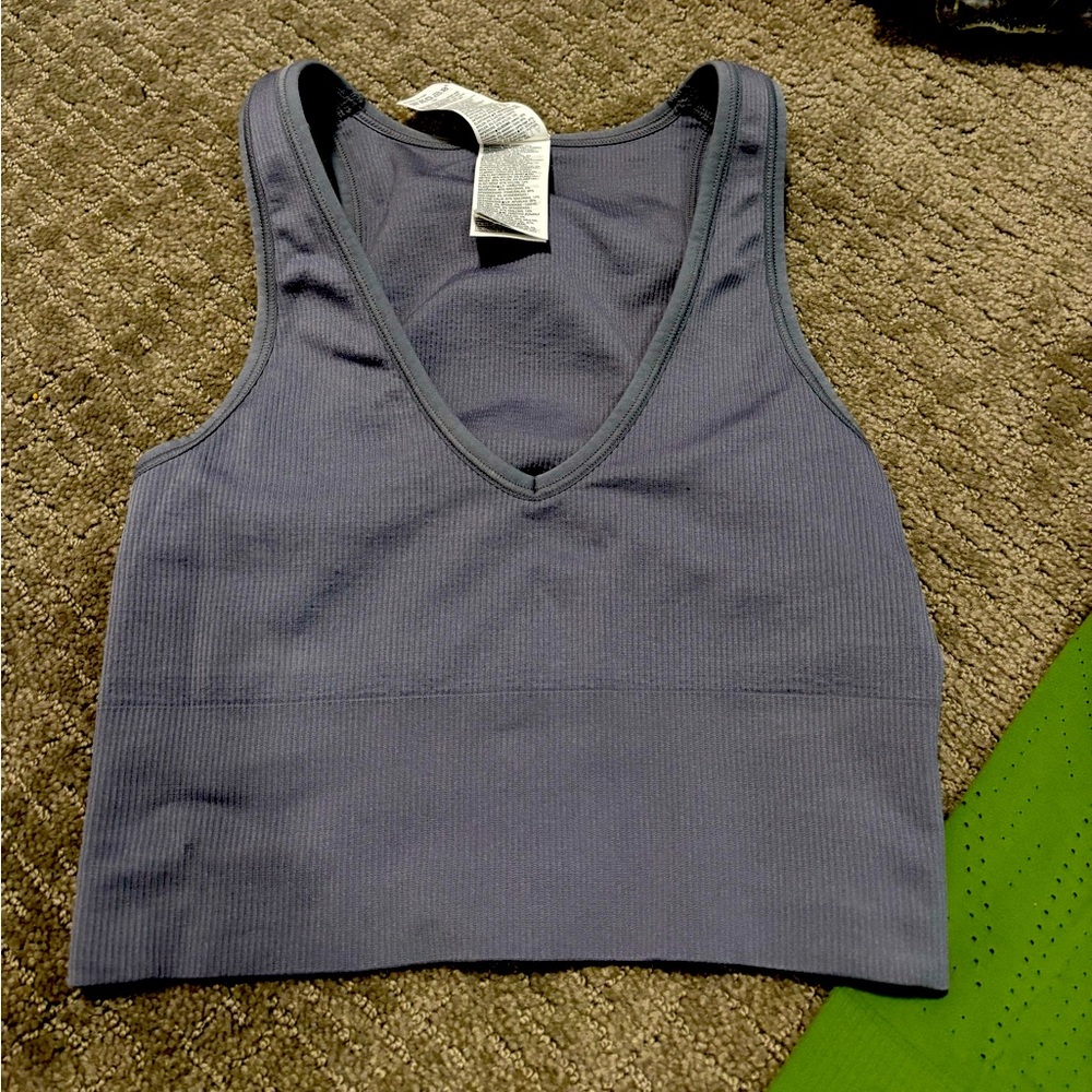 Atheta crop tank